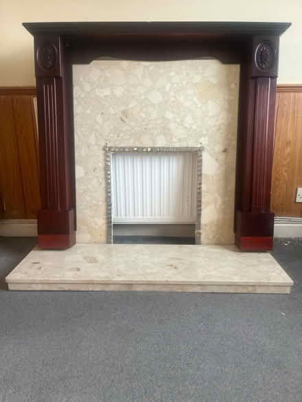 Photo of free Fire place and marble surround (BB3) #1