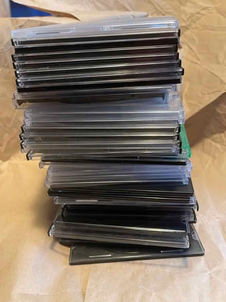 Photo of free 30+ empty cd jewel cases (Finsbury Park N4) #1
