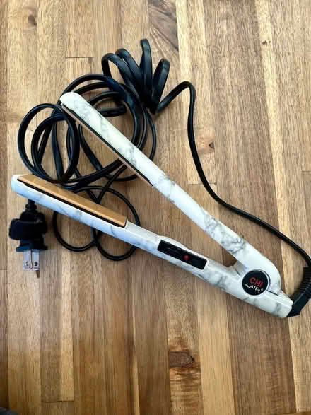 Photo of free Hair Straightener (Windsor) #1