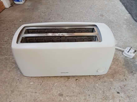 Photo of free White toaster - basic 2-slice (Woodley RG5) #1