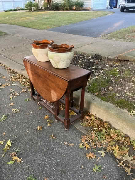 Photo of free Antique gate leg table (Middletown, Delaware) #1