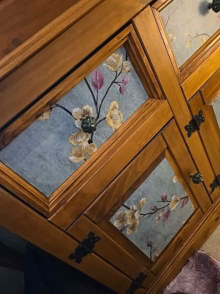 Photo of free Cabinet upcycle stickers can be taken of if you want to (Huntley GL19) #2