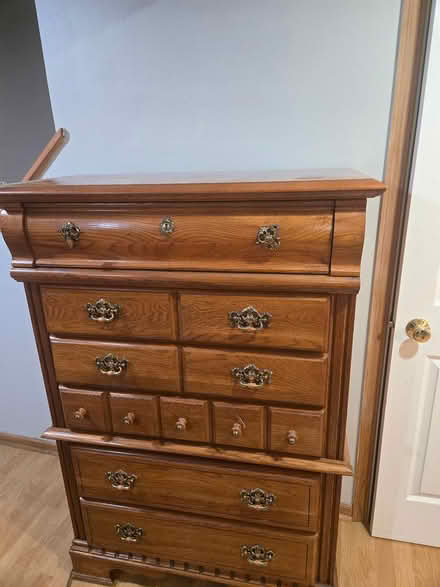 Photo of free Queen bedroom set (Plainfield) #1