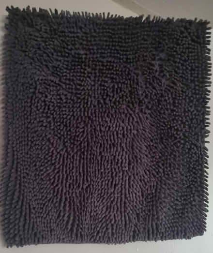 Photo of free Bath mats set (Longsight M13) #1