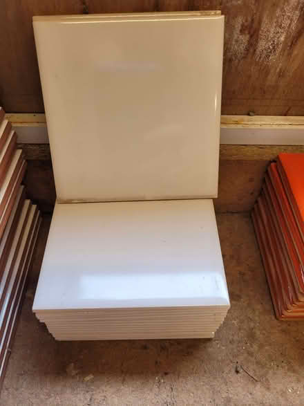 Photo of free Ceramic Wall Tiles D (Sandridge AL4) #1