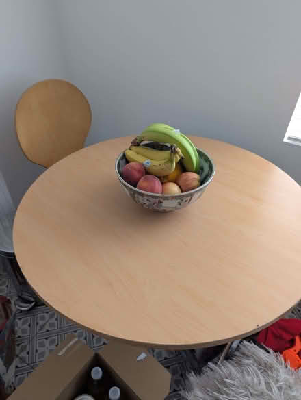Photo of free Small dining table (Bursledon SO31) #1