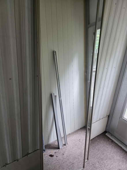 Photo of free 2 hanging mirrored doors (16th Ave SE) #1