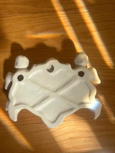 Photo of free ceramic angle ornament (Warren Township) #2