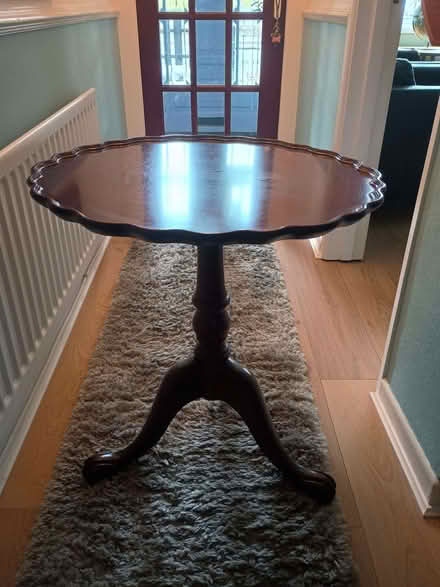 Photo of free Decorative Table (BT6) #1
