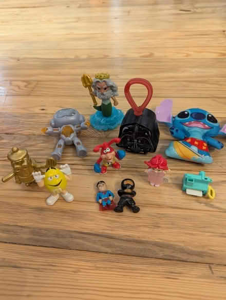 Photo of free Miscellaneous toy figures (Chelsea/Flatiron) #1