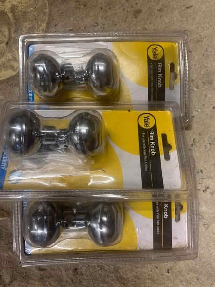 Photo of free Yale Rim Knobs (ME17) #1