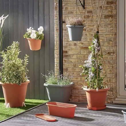 Photo of Outdoor planters (Ripley DE5) #1