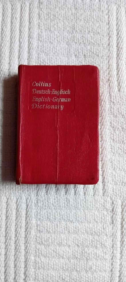 Photo of free Small English/German Dictionary (Wokingham, RG41) #1