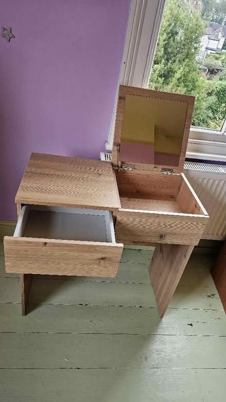 Photo of free Dressing table with mirror and draw (Oswestry SY11) #1