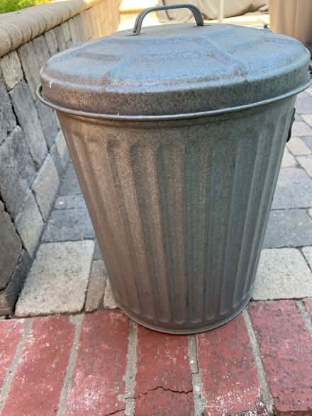 Photo of free Small metal trash can (Montrose) #1