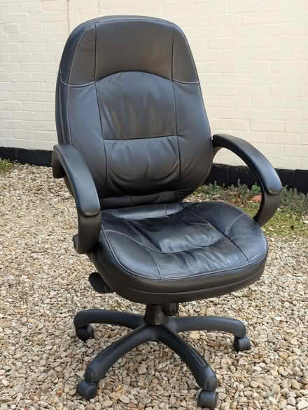 Photo of free Office chair (Stadhampton OX44) #1