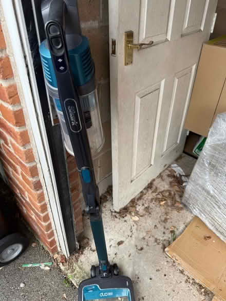 Photo of free Shark cordless hover. (Pendlebury M27) #2