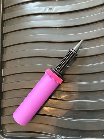 Photo of free Balloon Pump (Lower Walkley S6) #1