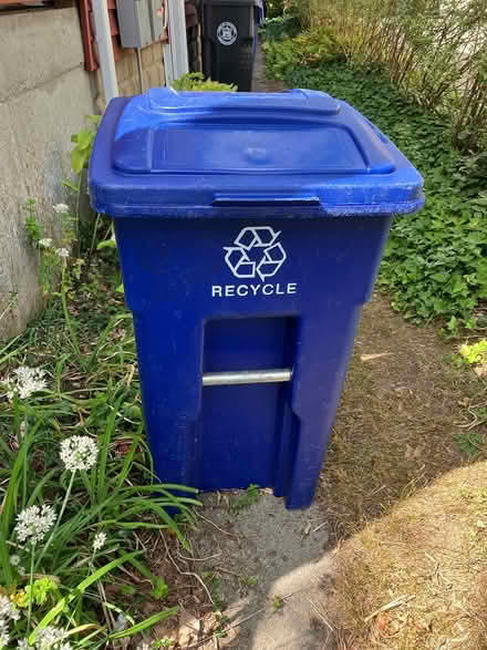 Photo of free Recycling bin (Arlington/West Medford line) #1