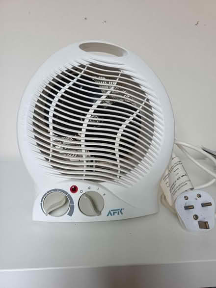Photo of free Fan heater (Southport PR9) #1