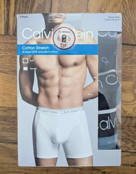 Photo of free Men's Underwear Calvin Klein M (11415) #1