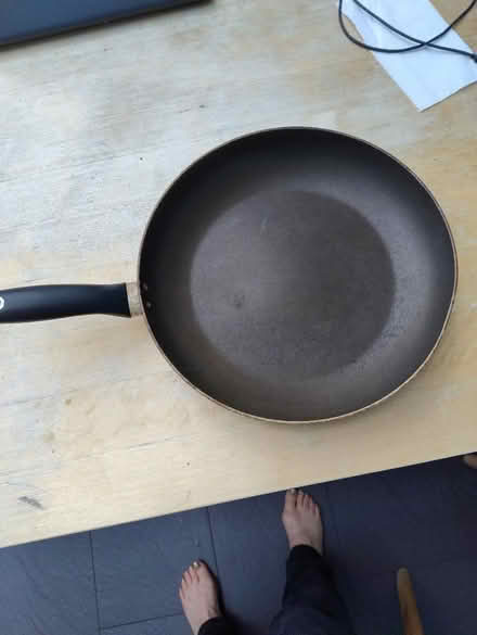 Photo of free Large frying pan (E17) #2