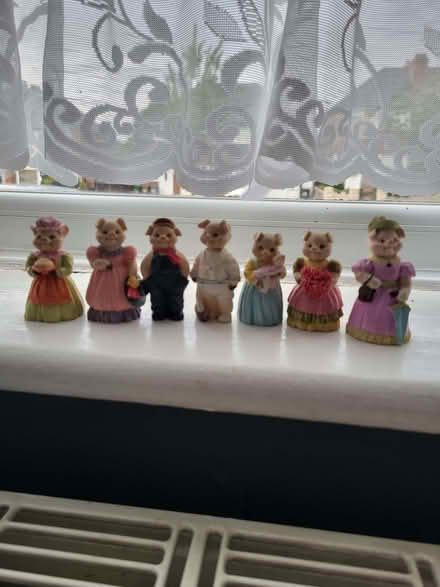 Photo of free Pig mini figurines (Shirley B90) #1