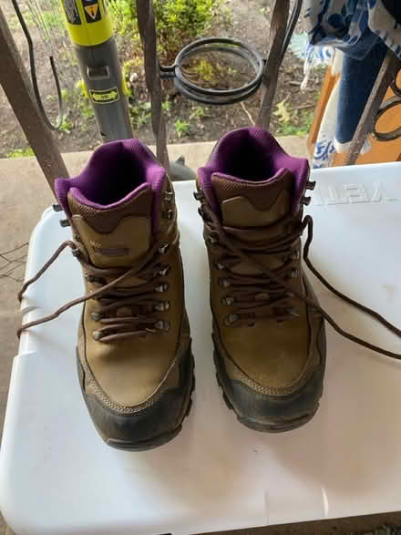 Photo of free Hiking boots (Glenolden 19036) #1