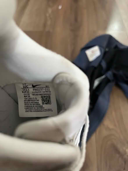 Photo of free White Nike trainers (Southborough BR2) #3