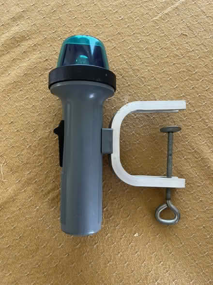 Photo of free Port/starbird flashlight (Berkeley, near Claremont Hotel) #3
