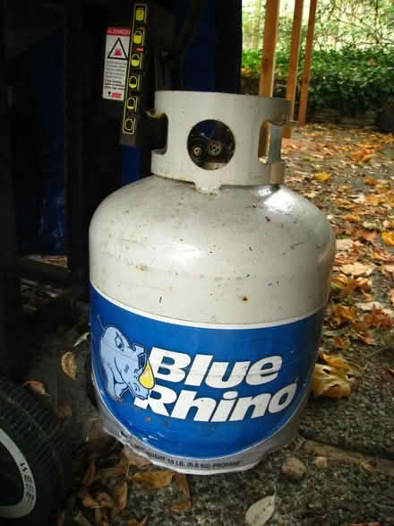 Photo of free Propane Tank (Wedgwood / Meadowbrook) #1