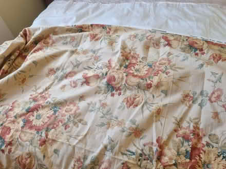 Photo of free material, zips an cottons etc (Verwood BH31) #3