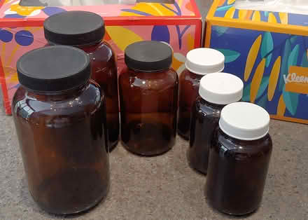 Photo of free Glass amber bottles and caps (94087) #1