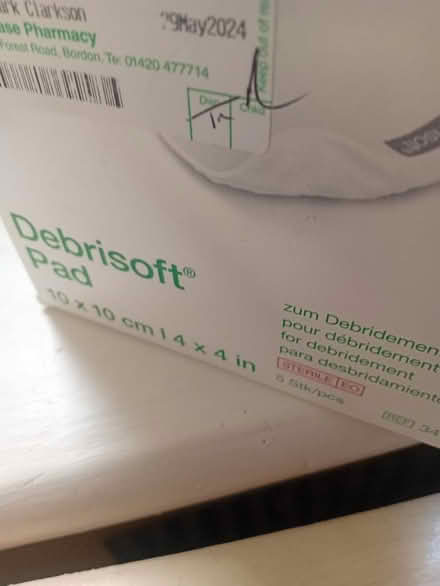 Photo of free Sterile Cleansing pads for wounds (Whitehill GU35) #1