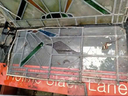 Photo of free old stain glass (Preston PR2 PR1) #4
