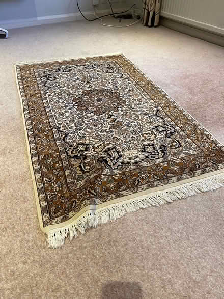 Photo of free Small rug (Rickmansworth wd3) #2