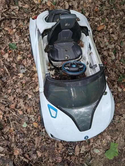 Photo of free Kids bmw car (Kirklees HD9) #2