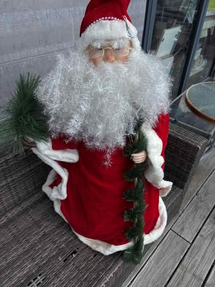 Photo of free Father christmas (Downley HP13) #2