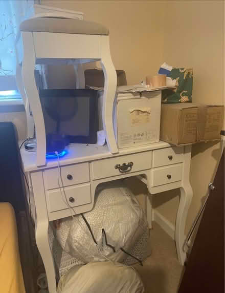 Photo of free Dressing table and stool (Springfield CM1) #1
