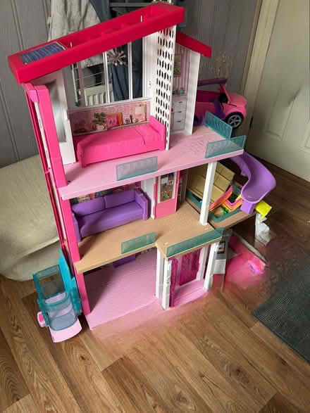 Photo of free Barbie doll house and car (Thornton Lodge HD1) #1