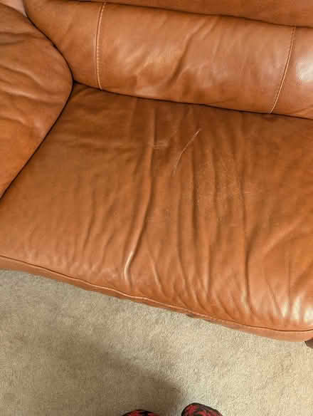 Photo of free 3 seater leather sofa (Evenwood DL14) #2
