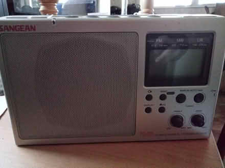 Photo of free Radio (Glen Waverley) #1