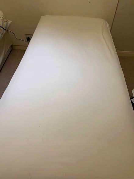 Photo of free 2 Single Beds (3 ft wide) (Rickmansworth wd3) #2