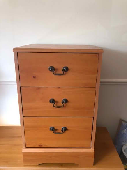 Photo of free Bedroom pieces (Onslow Gardens) #1