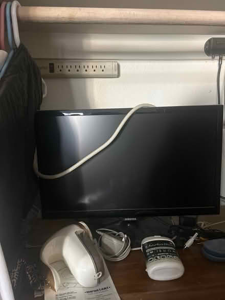 Photo of free Samsung monitor (North Berkeley) #1
