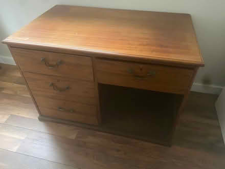 Photo of free Desk (Cannington) #1