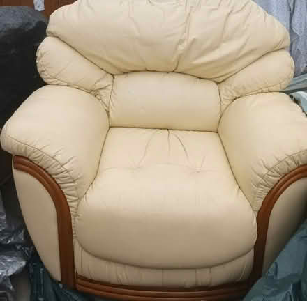 Photo of free Armchair (B9) #2
