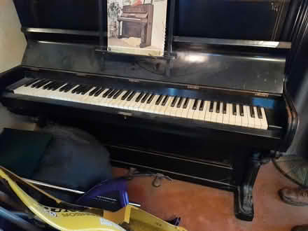 Photo of free 1940's piano (CM0 8AN Burnham on crouch) #2