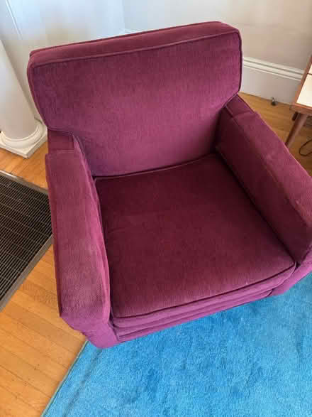 Photo of free Chair (Alameda) #1
