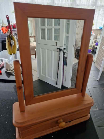 Photo of free Dressing Table Mirror with drawer pine (Nazeing CM19) #1